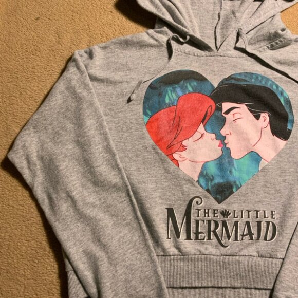 Disney Little Mermaid Women Medium Gray Cropped‎ Pullover Hoodie Sweatshirt (G) - Picture 2 of 8